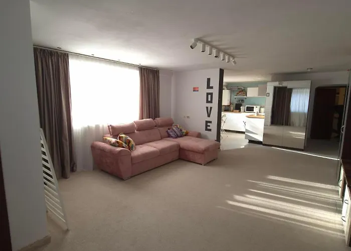 Criselma House Berceni - Linistit Langa Sun Plaza Si Spitale Apartment Bucharest