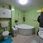 公寓 Criselma House Berceni - Linistit Langa Sun Plaza Si Spitale *