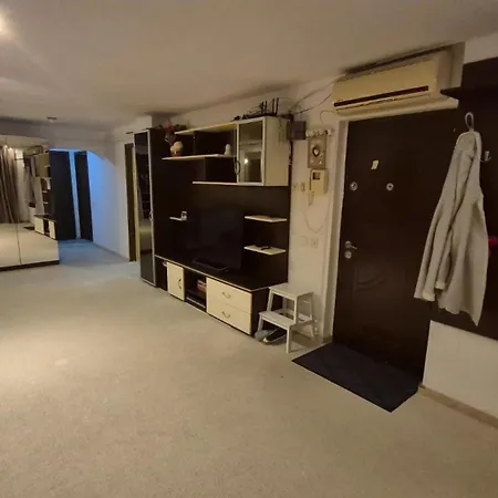 Criselma House Berceni - Linistit Langa Sun Plaza Si Spitale * Бухарест