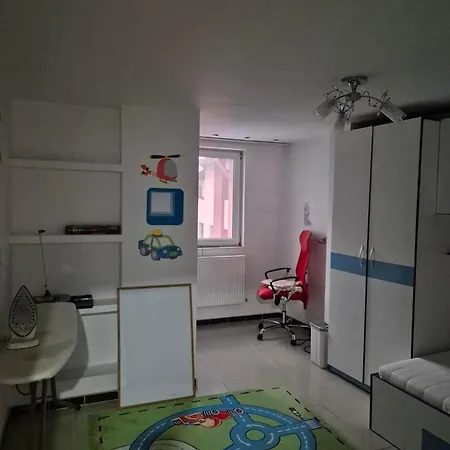 Criselma House Berceni - Linistit Langa Sun Plaza Si Spitale Apartmán Bukurešť
