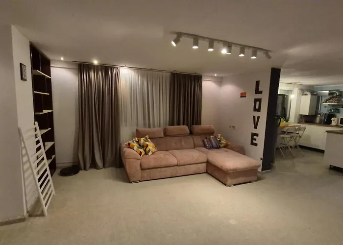 Criselma House Berceni - Linistit Langa Sun Plaza Si Spitale Apartment *
