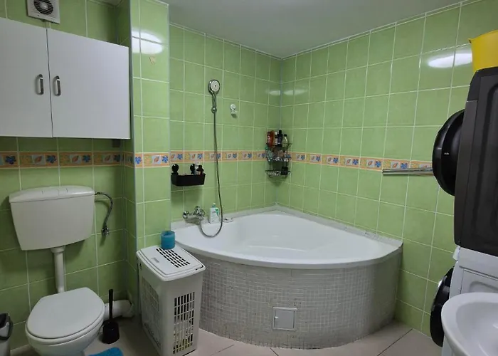 Apartment Criselma House Berceni - Linistit Langa Sun Plaza Si Spitale *